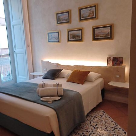 Domus Duomo B&B Napoli מראה חיצוני תמונה